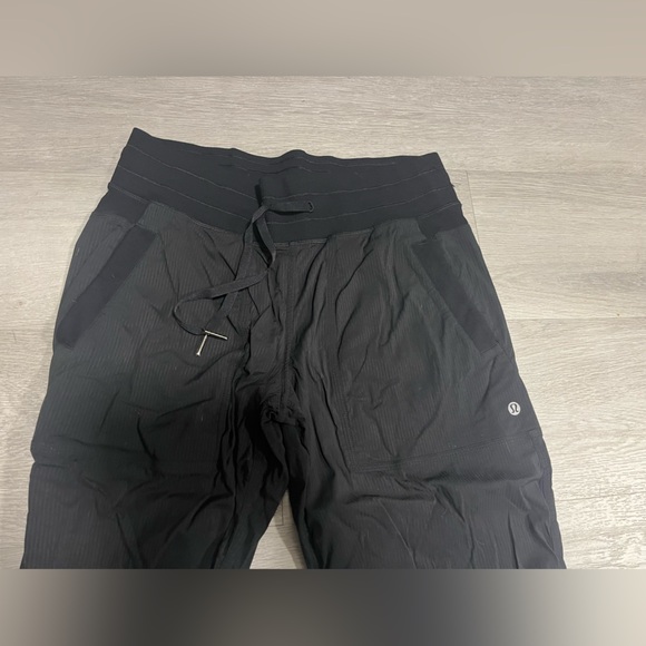 Lululemon unlined studio pant - Picture 2 of 3
